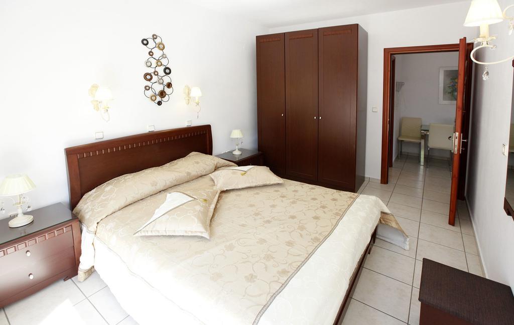 Nereids Apartments And Studios Chrysi Ammoudia Dış mekan fotoğraf